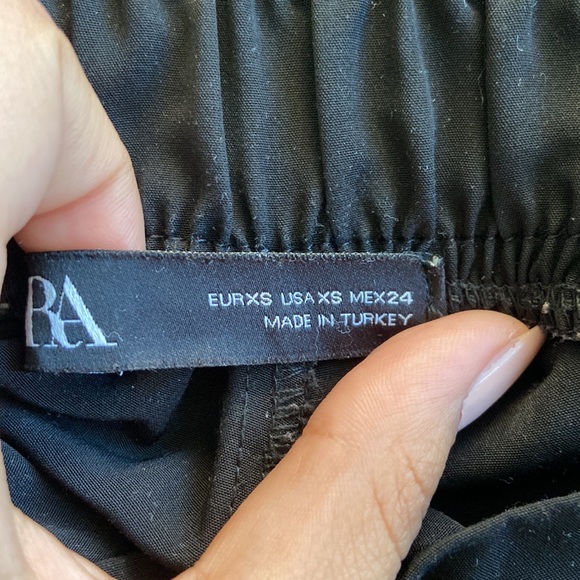 Army style Zara black pants in size xs. - Picture 3 of 3